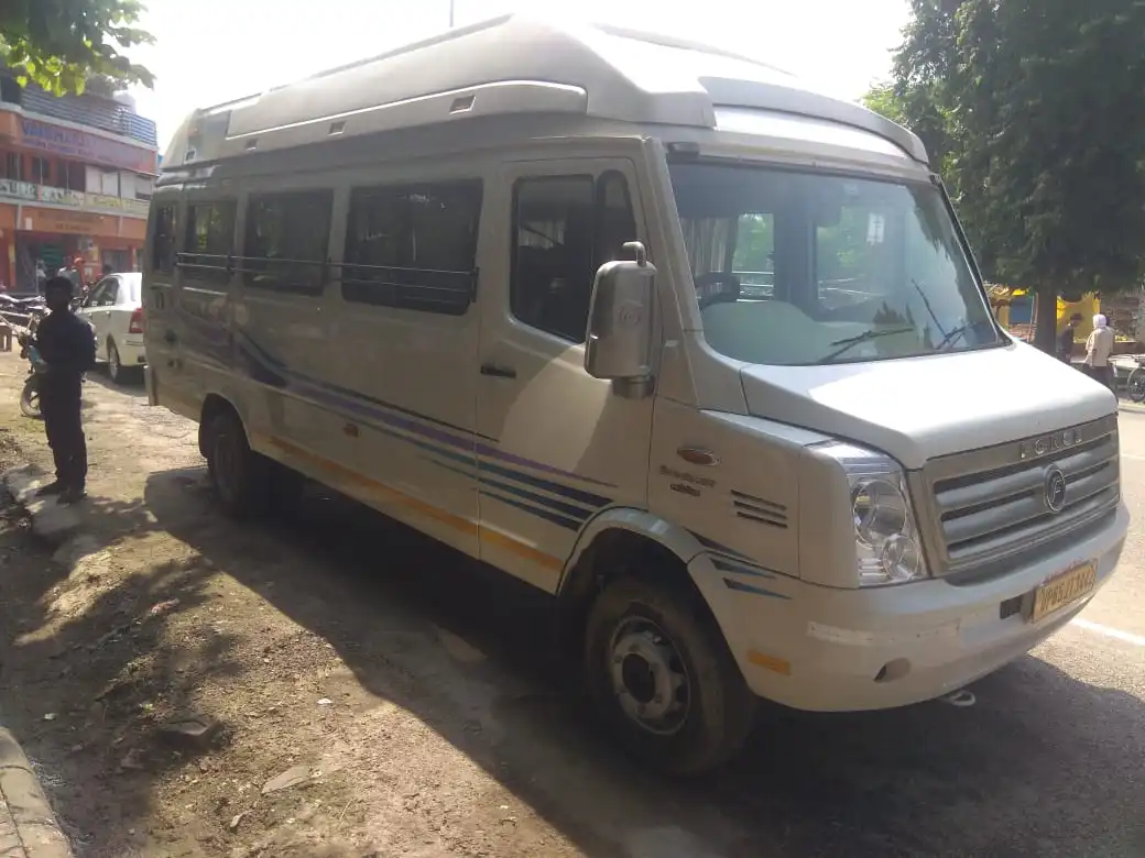 26 Seater Tempo Traveller Booking In Varanasi