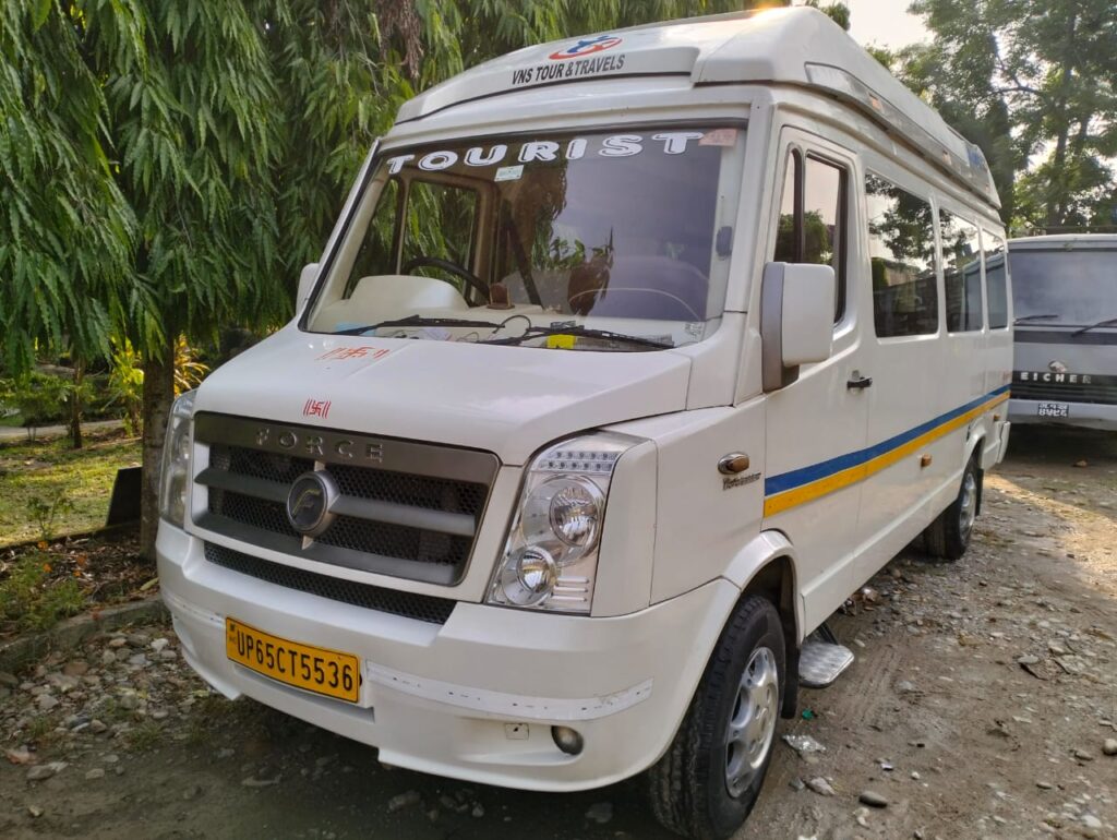 12 Seater Tempo Traveller Booking in Varanasi